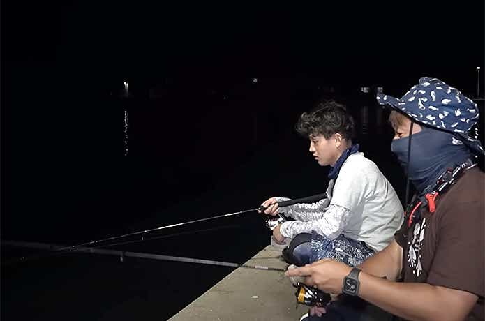 堤防での釣り