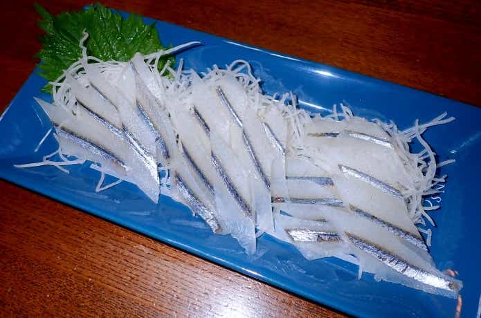 サヨリの刺身