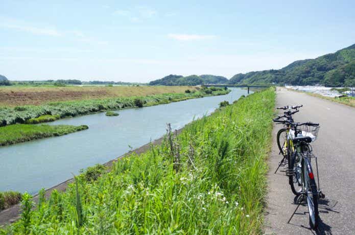 川