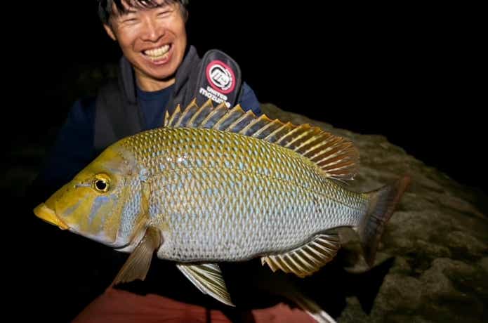 半遊動仕掛けで釣れたタマン