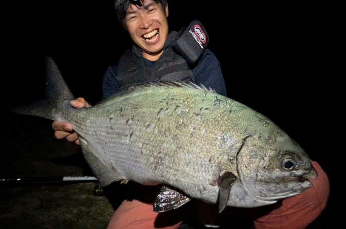磯釣りの外道イスズミ