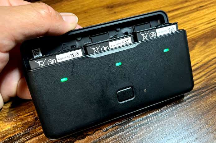 アドベンチャーコンボに付属している多機能バッテリーケース