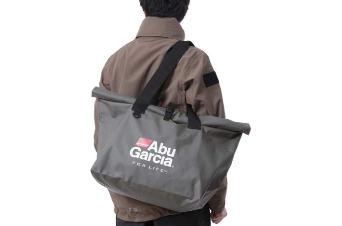 アブガルシア多数】バッグ・プライヤー・収納用品など、釣りギア