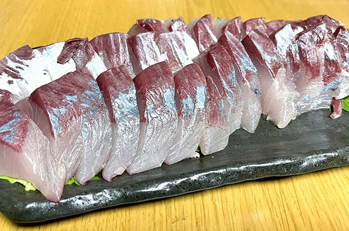 ブリの刺身
