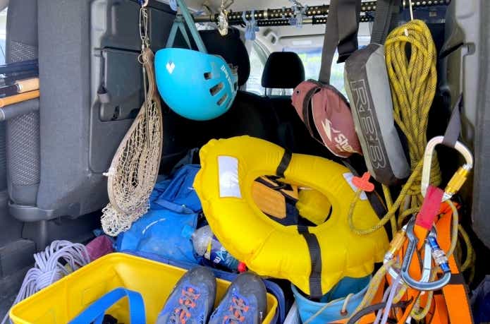 高温多湿になった車内
