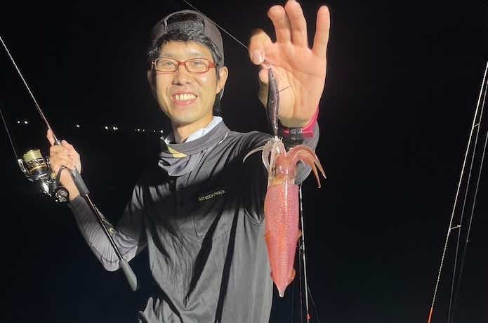オモリグで釣れたケンサキイカ