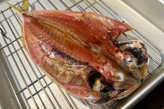 醤油をかけて干した様子