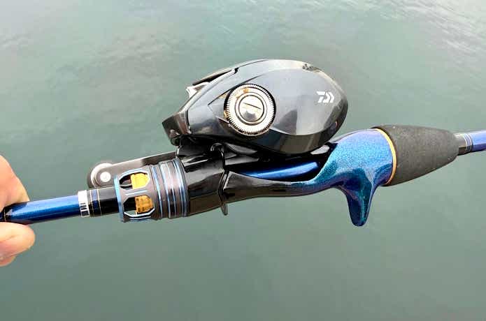 リールシートが手に馴染む