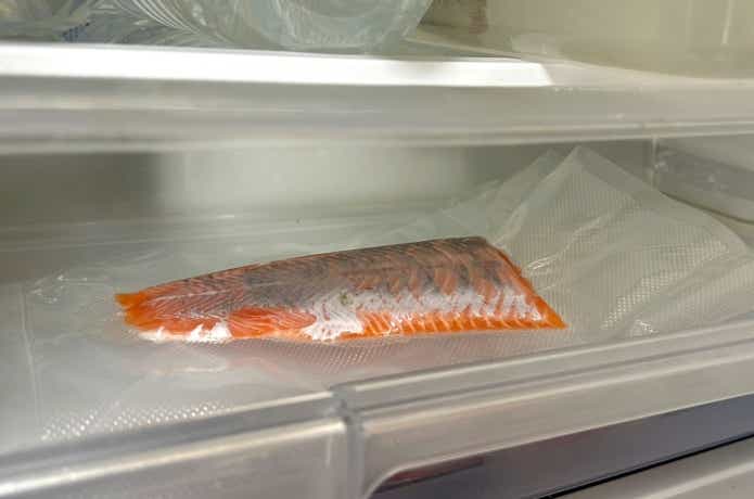 真空パック機を使った熟成