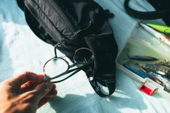 「あれ？リーダーが結べないッ……！」40代釣り人に訪れる“審判の日”