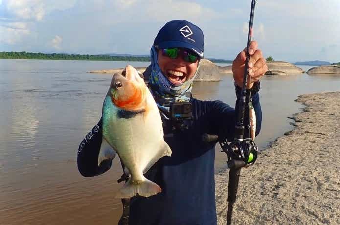 強烈に引きこんだピラニアマニュエリ