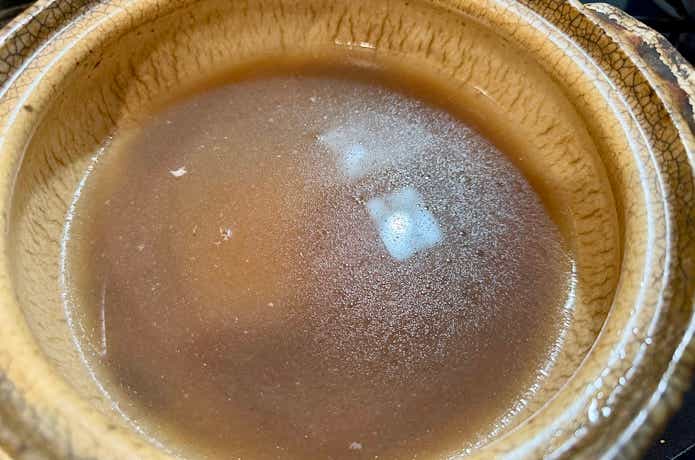 醤油、味醂、酒を加える