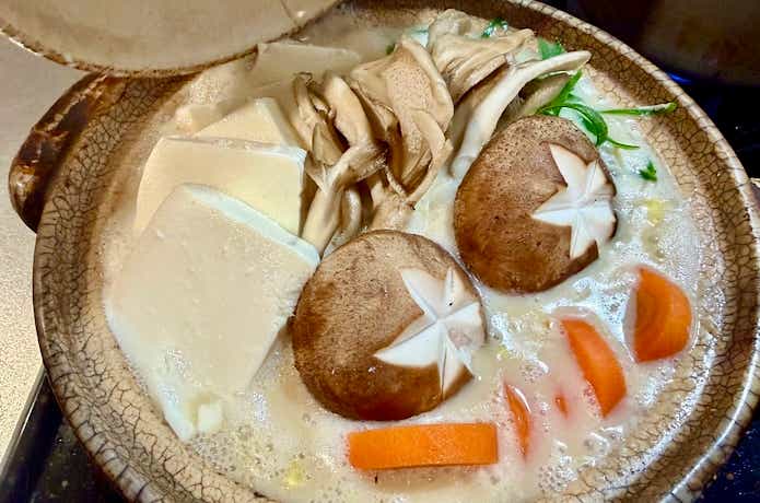 魚のアラで作った鍋