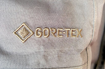 雨も風も怖くない。ゴアテックスの今買いモデル集めました