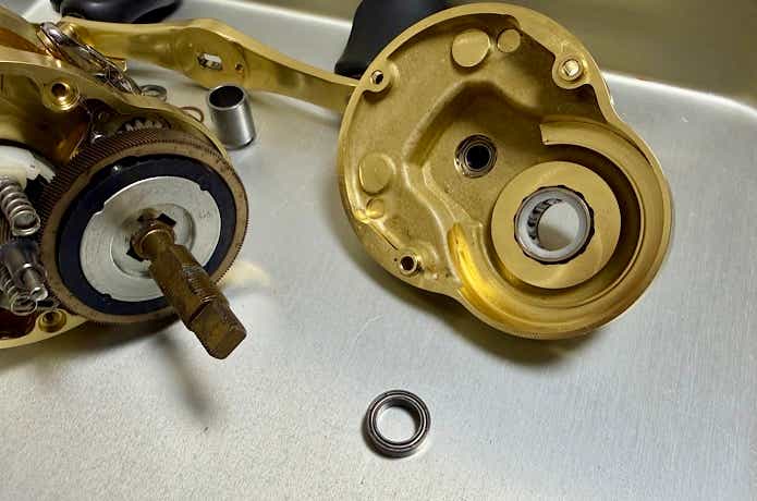 ベイトリールのベアリング