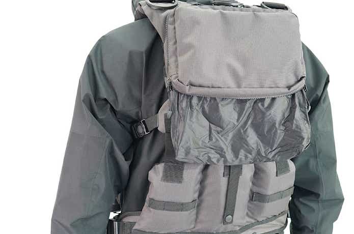 背面拡張式ポケット