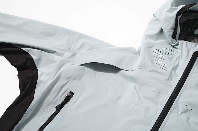 肩ベンチレーション