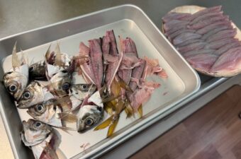 あら！魚のアラを強火で炊いたら、とんでもない出汁になった